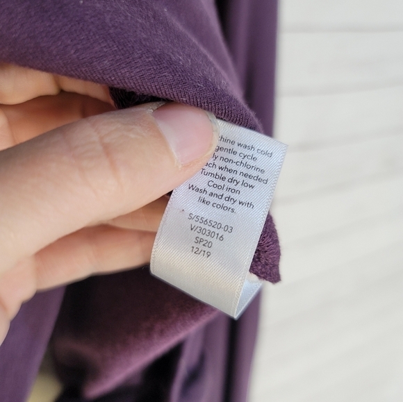ATHLETA YOGA TIE BACK SWEATSHIRT IN AGATE PURPLE, SZ SMALL - Picture 9 of 9